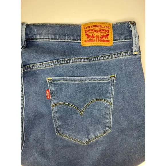 Levi’s 18W Womens Plus Mid Rise Straight Leg Jeans Stretch Blue Denim Pants - Picture 1 of 9